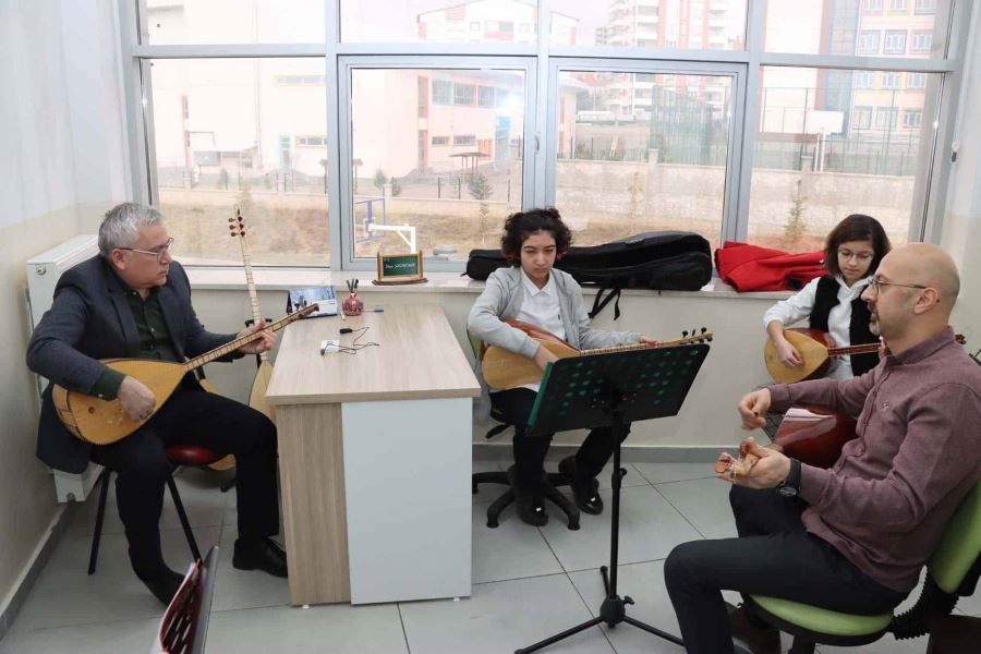 Vali Şimşek’ten BİLSEM’e ziyaret