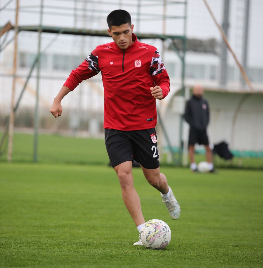 GENÇLERE KARŞI ALERJİSİ VAR!