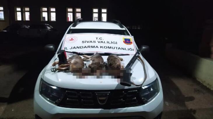 Gece avı yapan 5 kişiye suçüstü