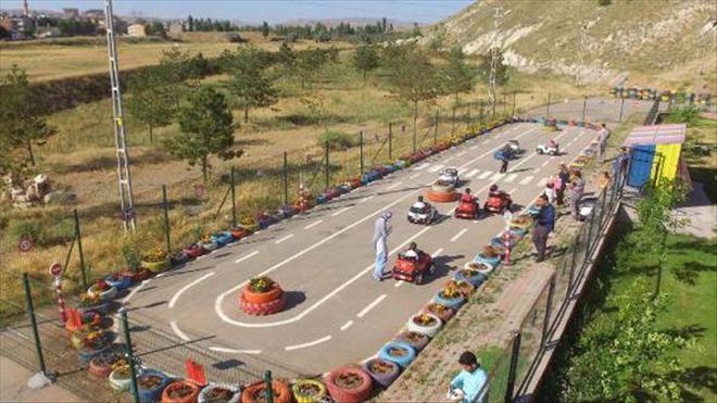 "MİNİK KALPLER TRAFİKTE" PROJESİ