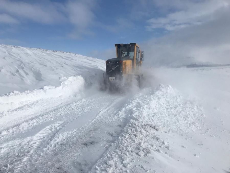 Sivas'ta 52 yerleşim yeri yolu kapalı (VİDEO)