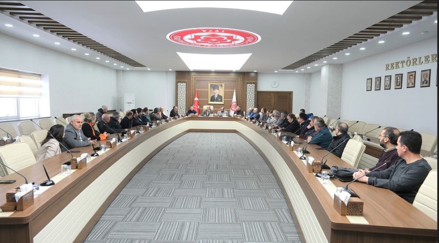 SCÜ senatosu olağanüstü toplandı