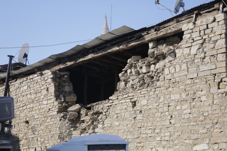 İşyerlerimiz kullanılamaz halde