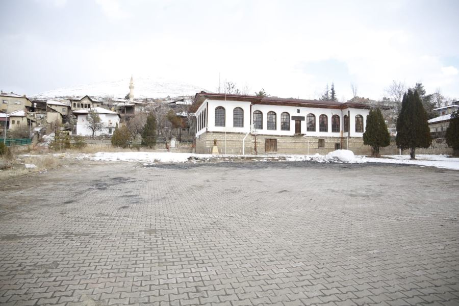 Divriği Adliye binası yıkılacak