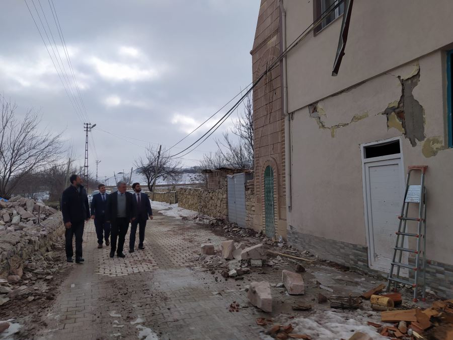 Müftü Altunkaya, hasarlı camileri inceledi