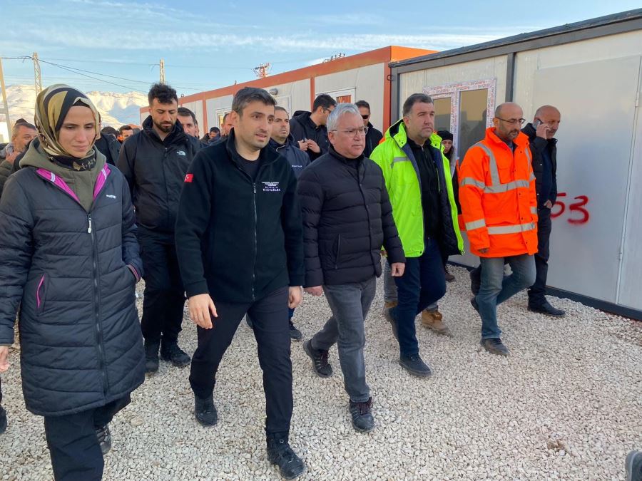 Şimşek: Devletimizin tüm imkânlarıyla burada (Video)