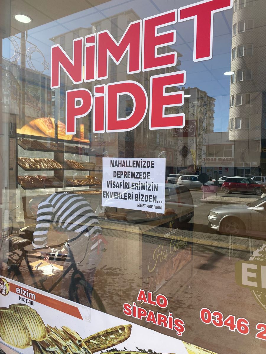 Pide ustasından örnek davranış (video)