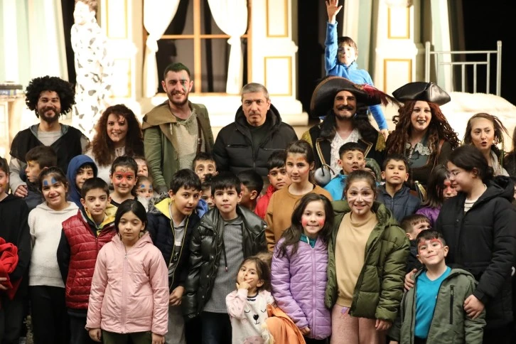 Depremzede Çocuklar Moral Buldu