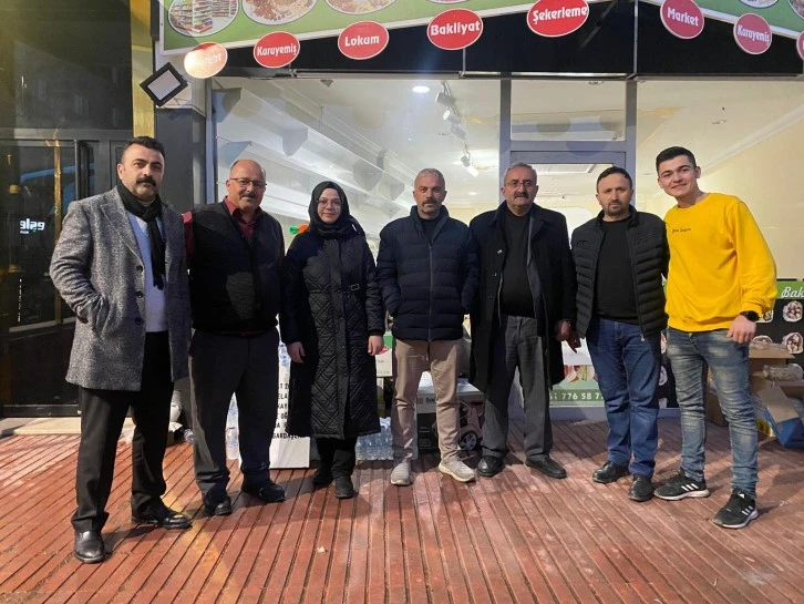 Muhtarlardan Örnek Davranış