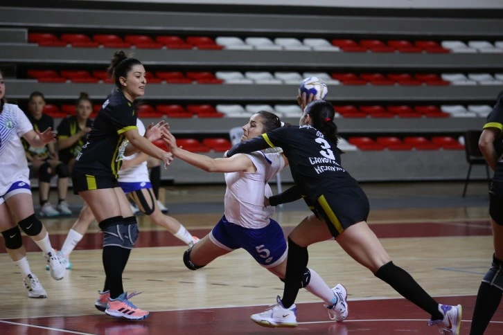 "Bizim Kızlar" Berabere Kaldı