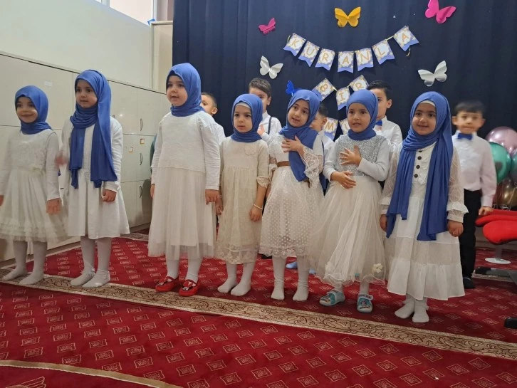 Minikler Kur’an Öğrendi