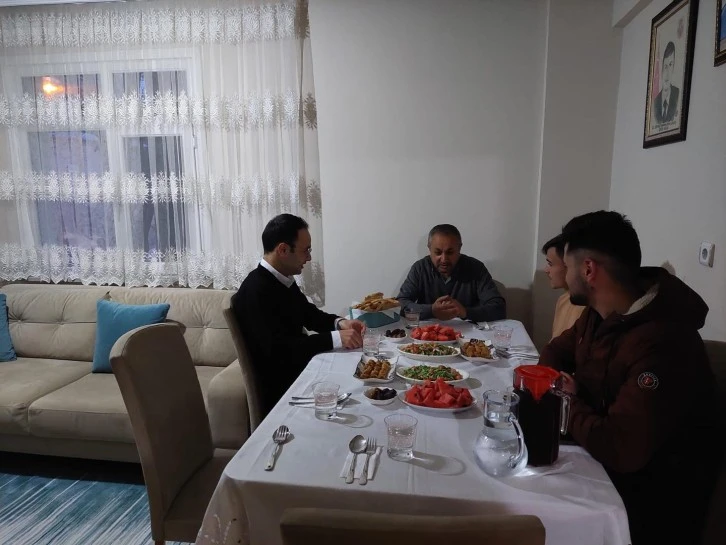 Kahveci Şehit Ailesiyle İftarda Buluştu