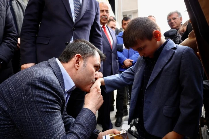 Bakan Kurum Esnaf Ziyaretinde Bulundu