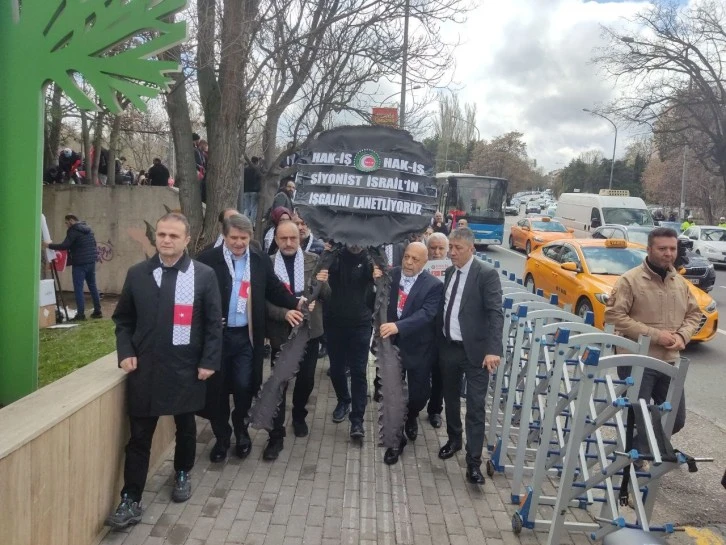 İsrail'e Bizden Siyah Çelenk