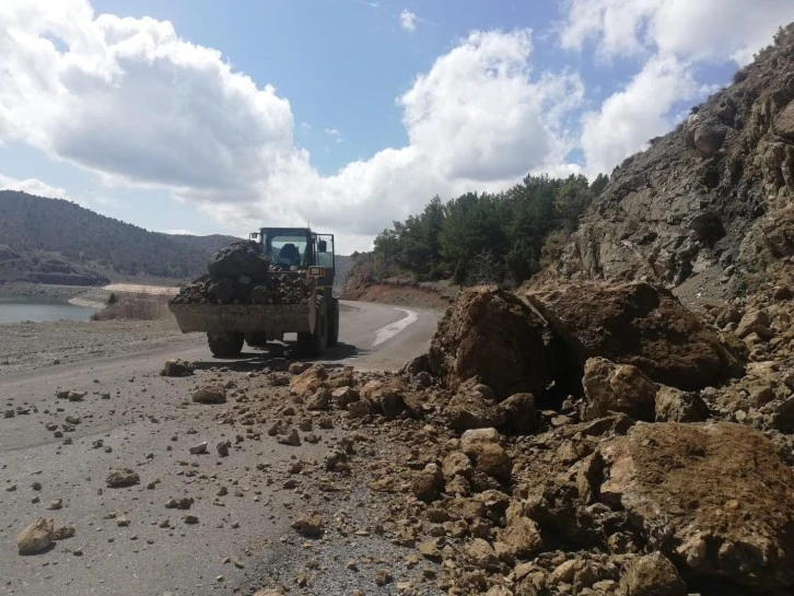 Sağanak Heyelana Neden Oldu