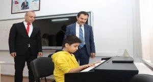 Milli Eğitim Müdürü'nden Liselere Ziyaret