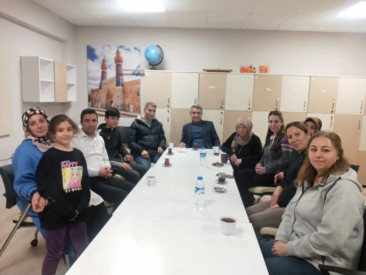 Depremzede Öğrencilere İftar Verildi