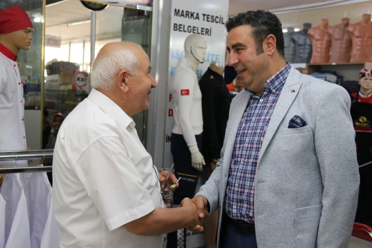 Bayramlar Özel Günlerdir