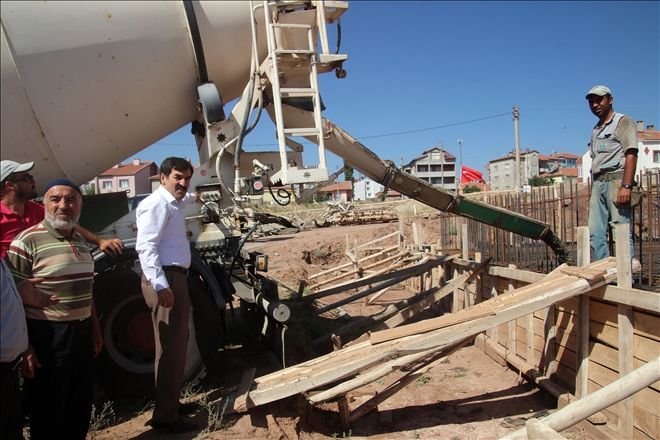 ŞARKIŞLA´DA YUNUS EMRE CAMİSİ´NİN TEMELİ ATILDI