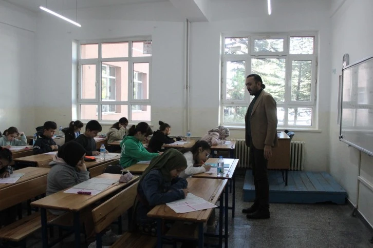 Kitap Kurdu Yarışmasına Rekor Katılım