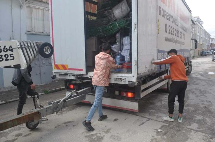 Deprem Bölgesinde Görev Yapan Nakliyeciler Anlattı.