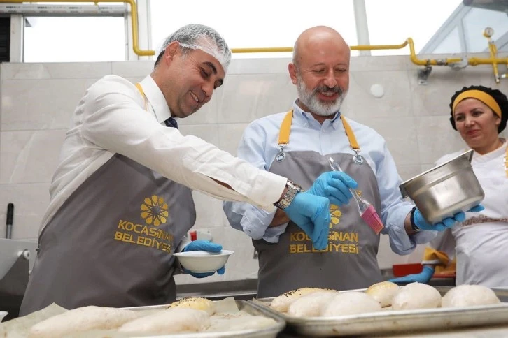 Glütensiz Ekmek Pişirdi