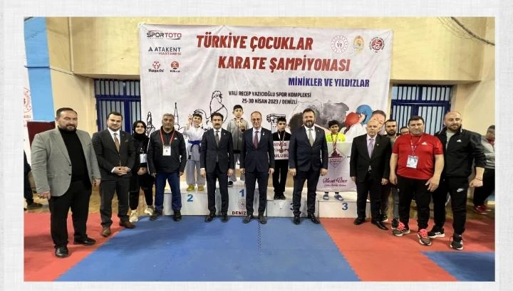 Karateciler Tek Madalya İle Döndü