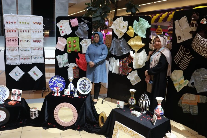 Depremzede Kadınlardan Sergi