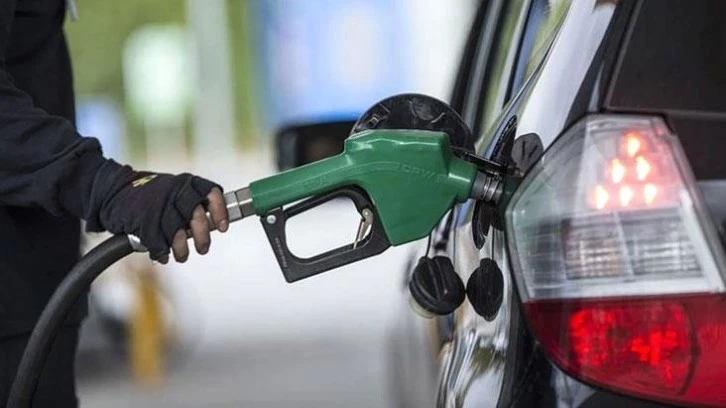 Benzine İndirim Yolda