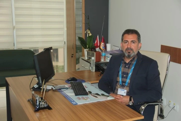 Kulağından Kene Çıktı