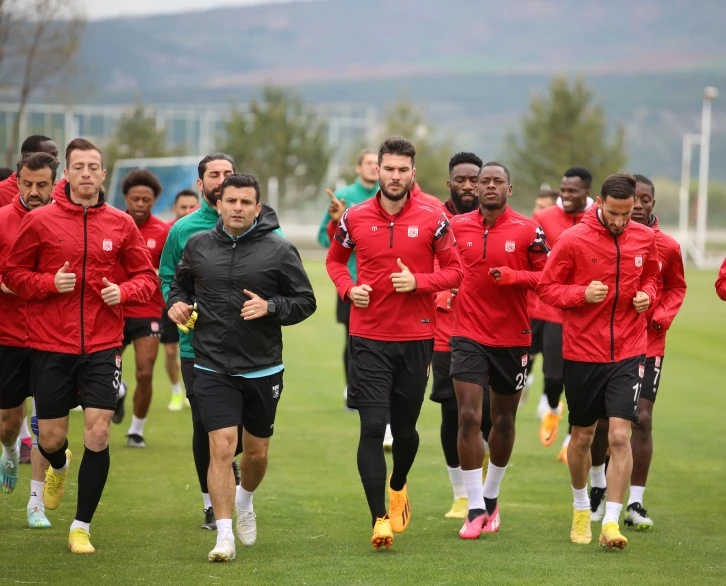 Sivasspor'da Hazırlıklar Sürüyor
