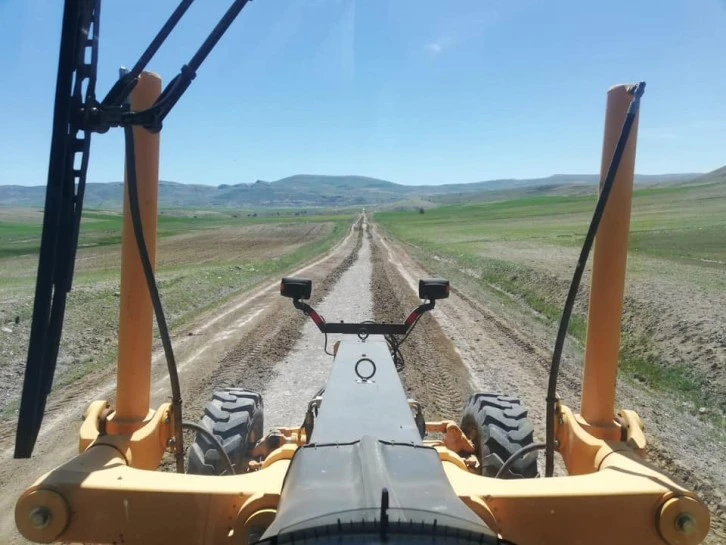 Ulaş'ta Yol Çalışmaları Başladı