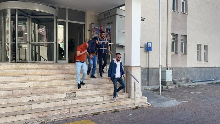 Çeşitli Suçlardan Aranan İki Kişi Yakalandı