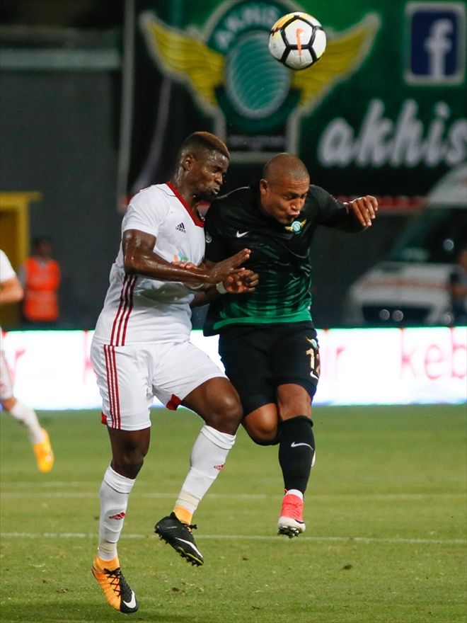 TRANSFERLER BEKLİYOR