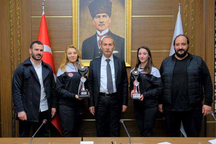 "Bizleri Gururlandırıyorsunuz"