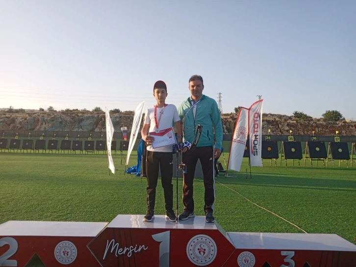 Gümüş Madalyayı Kaptı