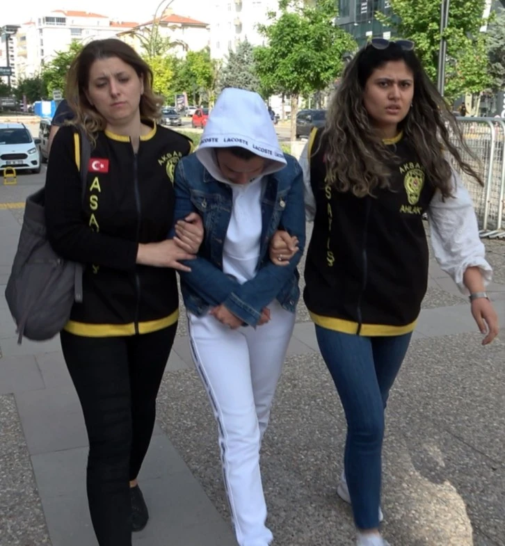 Öldürülen Hemşirenin Çalıştığı Hastane'nin Müdürü Tutuklandı