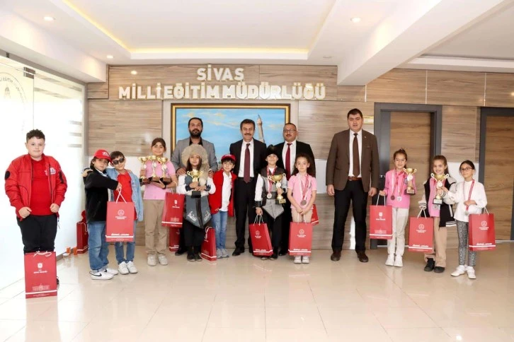 Başarılı Okuldan Aslan’a Ziyaret