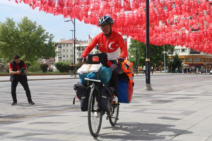 Şehitler İçin Pedal Çevirecek