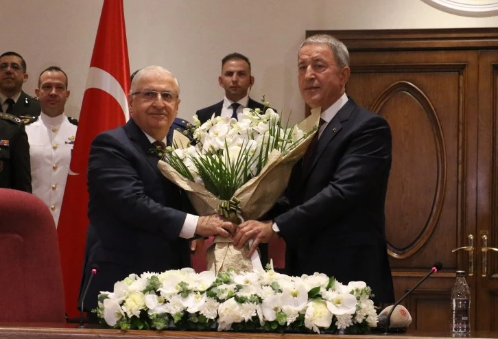 Milli Savunma Bakanlığında Devir Teslim