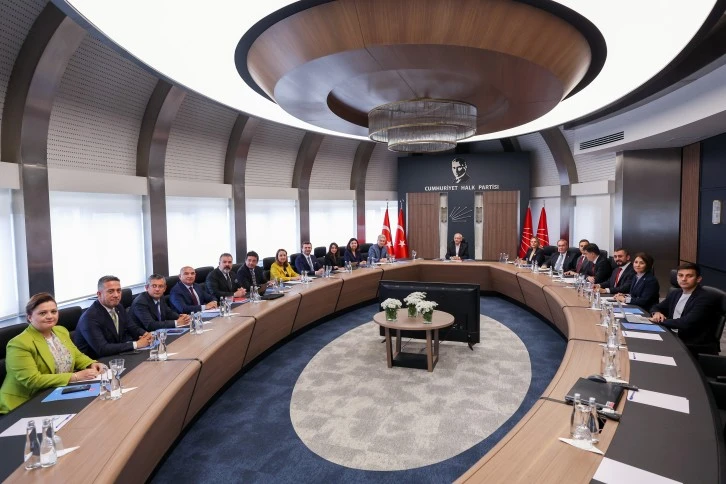 CHP Yeni Üyeleriyle Bir Araya Geldi