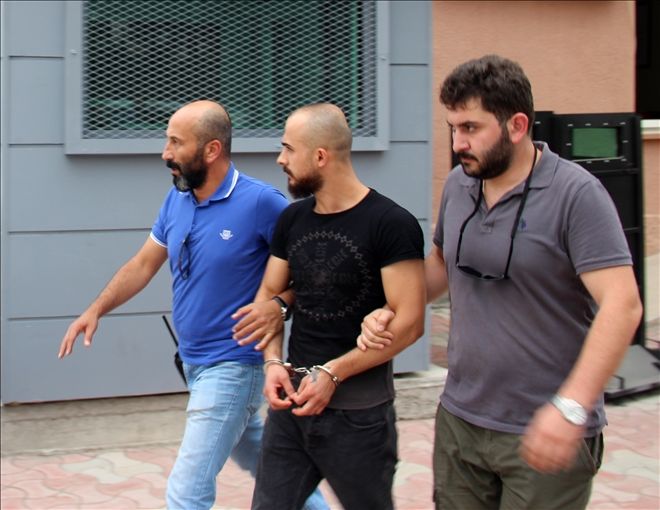 ŞİKAYET İÇİN GİTTİ, ÜZERİNDE BONZAİ ÇIKINCA TUTUKLANDI