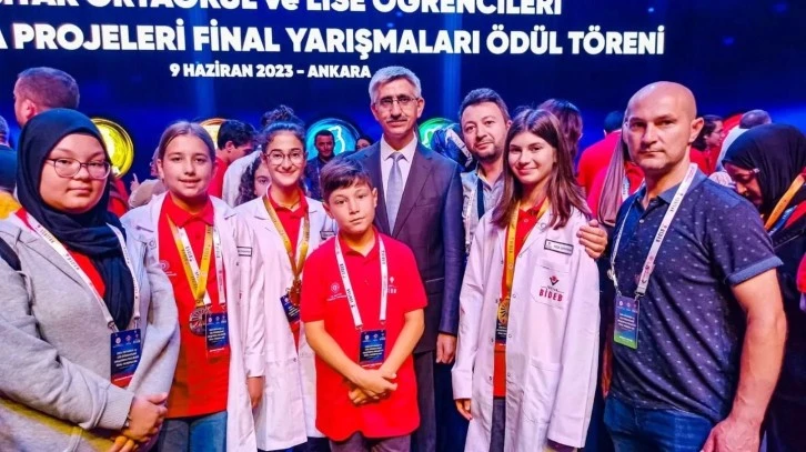 2204-B Ortaokullar Araştırma Projeleri Birincisi Belli Oldu