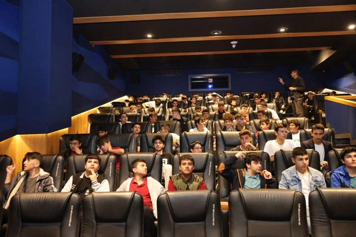 Öğrencilere Sinema Etkinliği