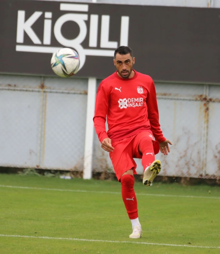 Asistlere  Uğur İmzası