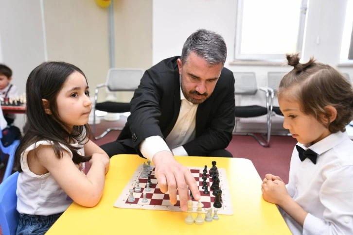 Geleneksel Satranç Turnuvası Heyecanı