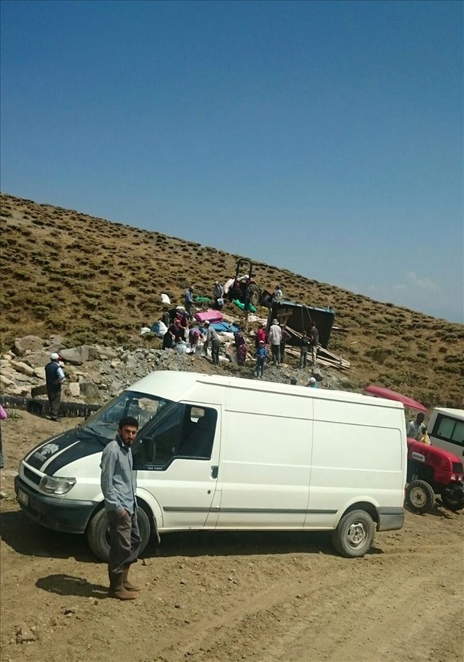 SUŞEHRİ´NDE TRAFİK KAZASI : 2 YARALI