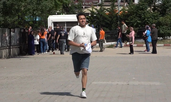 Geç Kalan Aday Sınava Alınmadı