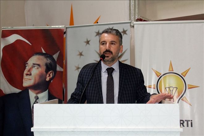 İLÇE BAŞKANI GÖRLER GÜVEN TAZELEDİ