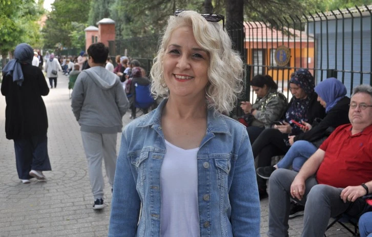 Veliler Okul Kapılarında Ter Döktü